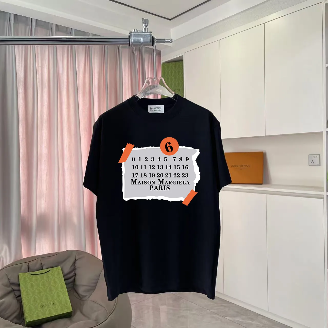 MM 6 2025 New Arrival logo 300g t Same Style Size：S M L XL XXL ：Black White Pink Red